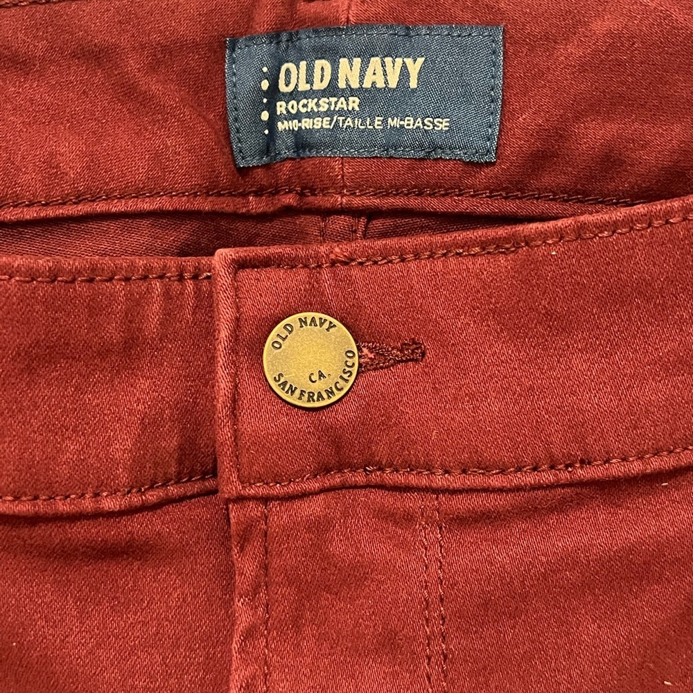 New Old Navy 20 plus Deep Red Pants - Picture 4 of 6